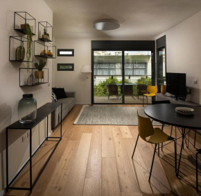 Eduard Bernstein Apartment